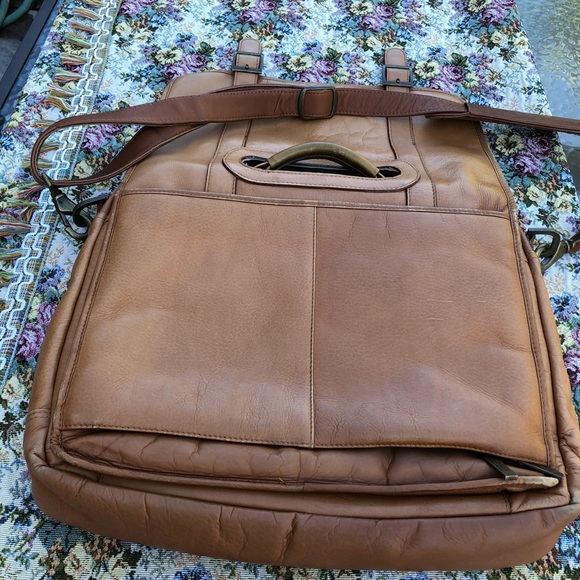 Claire Chase Genuine  Leather Messenger - Picture 9 of 10